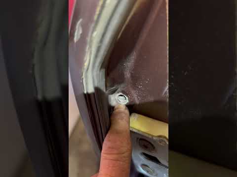 Door handle loose?￼