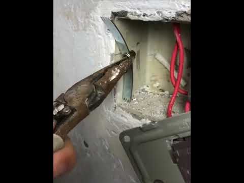 How to Repair Loose Socket  Electrical Outlet Switches back box Tighten 86Type dark box solved plugs