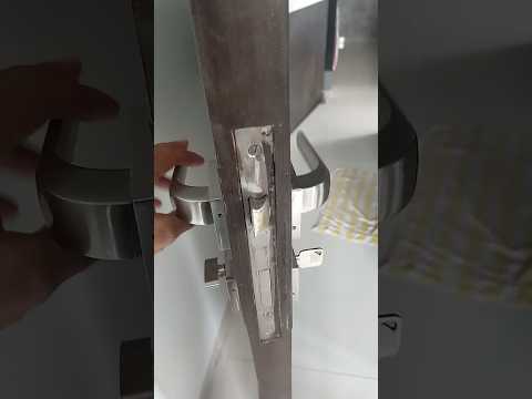 Handle lock is not working properly #doorlock